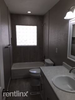 Foto del edificio - 4 br, 3 bath House - 7712 Saulsbury St
