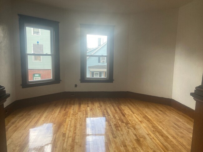 Foto del edificio - 10 Ellsworth St