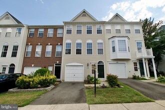 Building Photo - 5236 Ballycastle Cir