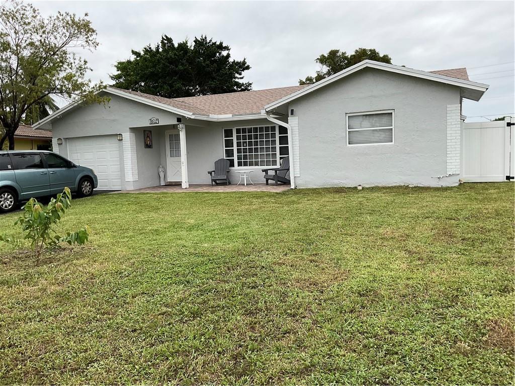 Foto principal - 8102 NW 91st Ave