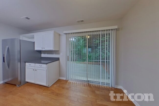 Building Photo - 5317 Stowe Derby Dr