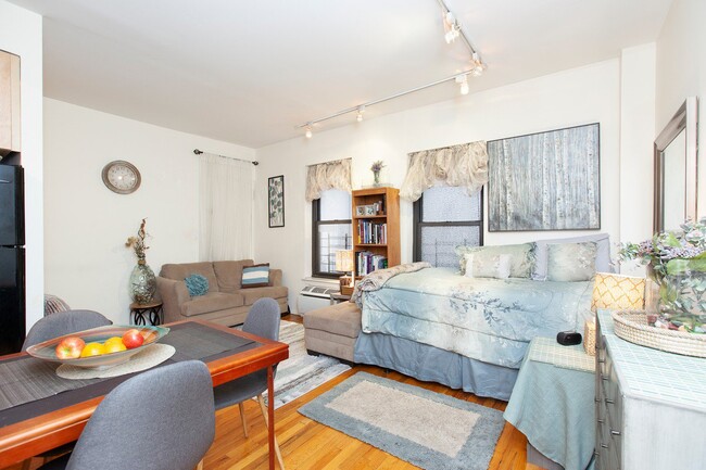 Foto del edificio - 160 E 91st St