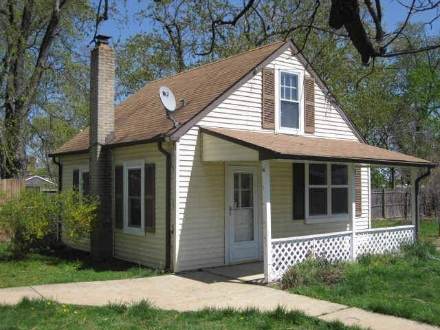Primary Photo - 3400 Glenn Dr