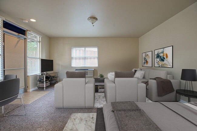 Building Photo - Tabor Pointe Apartments