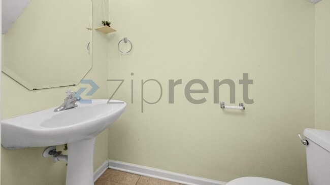 Foto del edificio - 4016 Cody Dr