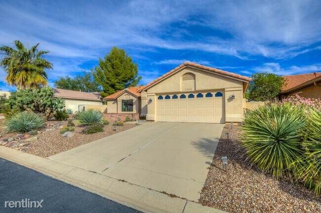 Foto del edificio - 63822 E Squash Blossom Ln