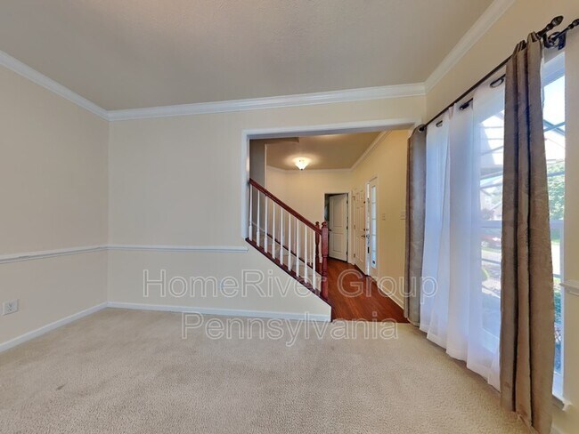 Building Photo - 2066 Dantry Dr.