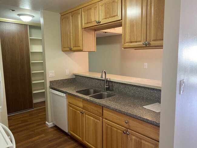 Cocina - 281 Juana Ave