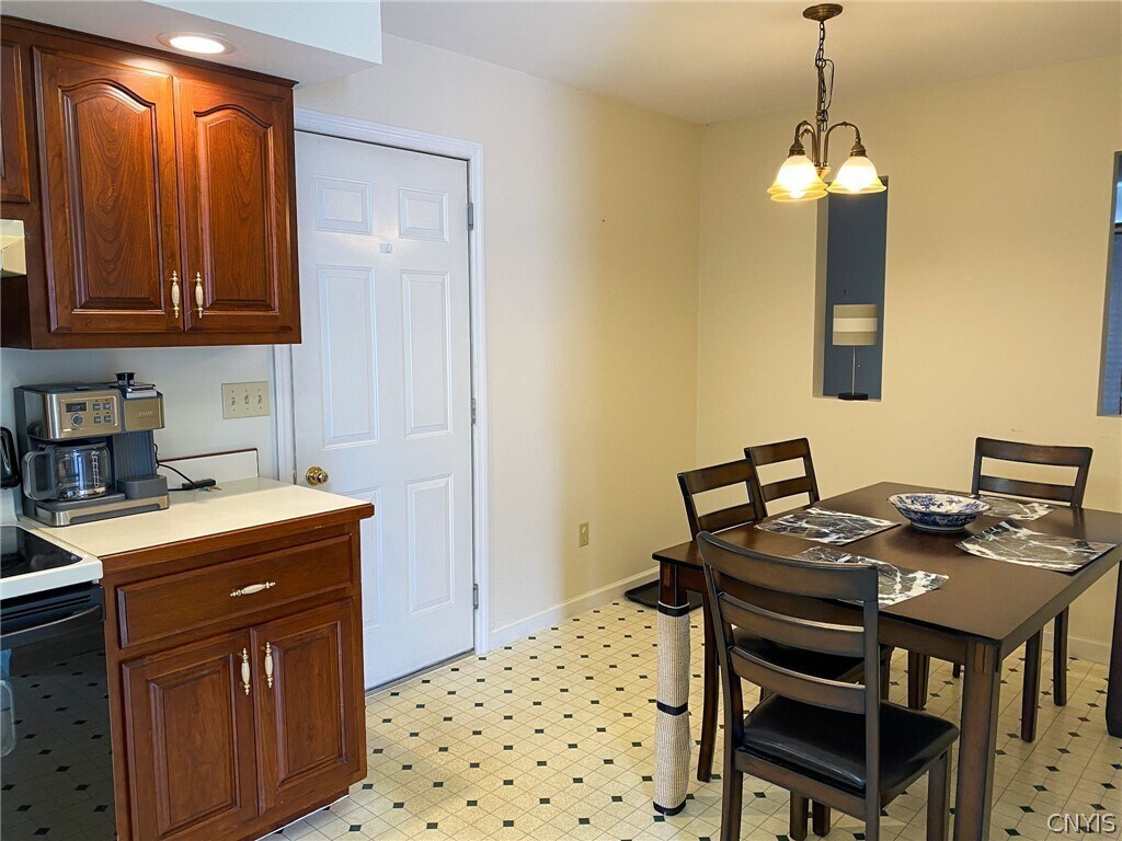 Foto principal - 128 Hagan Cir