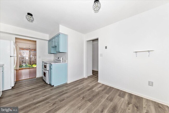 Foto del edificio - 13303 Country Ridge Dr