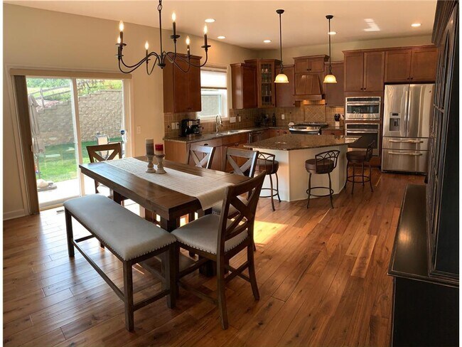 Foto del edificio - 8800 Aspen Cir