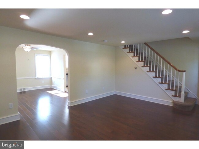 Building Photo - 112 Park Terrace