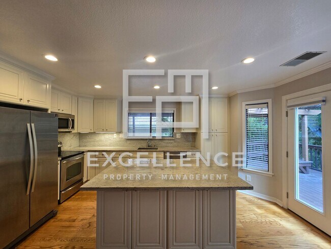 Foto del edificio - In the Villages 55+ Gated Community, 2/2+ Office, 1900+Sf, Deck, Views, Golf Course and Much More