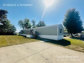 Building Photo - 701 Mill St