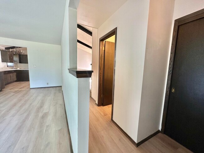 Foto del edificio - 2330 S Brookside Pkwy