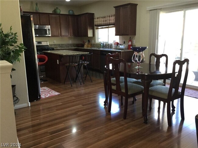 Foto del edificio - 3516 Pelican Brief Ln