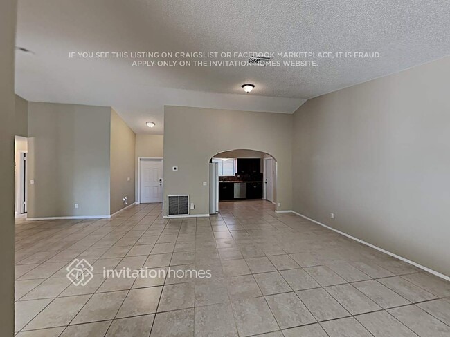 Building Photo - 9664 Carousel Cir S