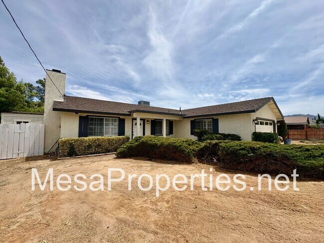 Foto del edificio - 7891 Corona Ave