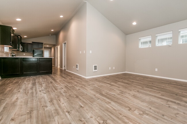 Foto del edificio - Beautiful 2 bedroom  home in Cottage Grove...
