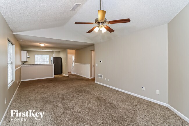 Building Photo - 2165 Cottage Ct
