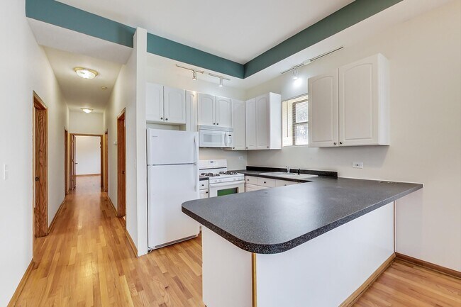 Foto del edificio - 1769 N Clybourn Ave