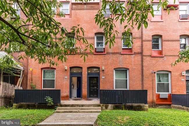 Foto del edificio - 3221 Powelton Ave