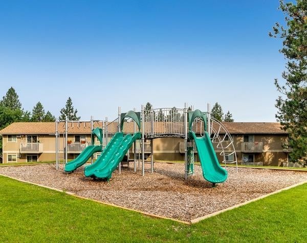 Building Photo - Rosewood Club Apts