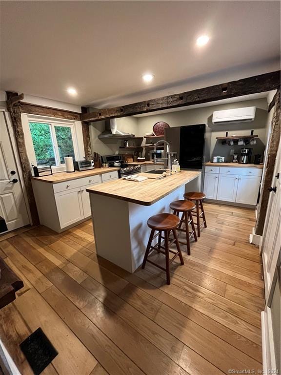 Foto del edificio - 15 Riverview Rd