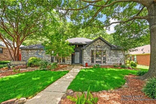 Foto del edificio - 2029 Oakglen Dr