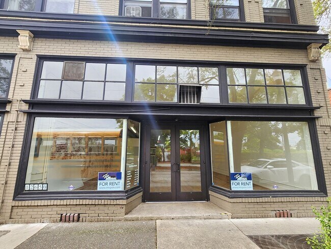 Foto del edificio - 12610 SW Farmington Rd