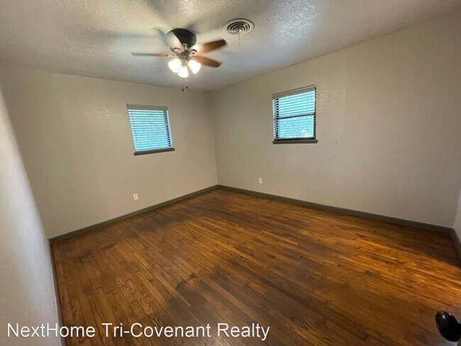 Foto del edificio - 3 br, 2 bath House - 3829 NW Ferris Ave