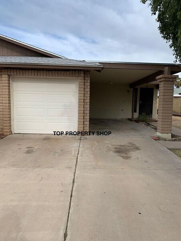Primary Photo - 2 BED 1 BATH IN GLENDALE!