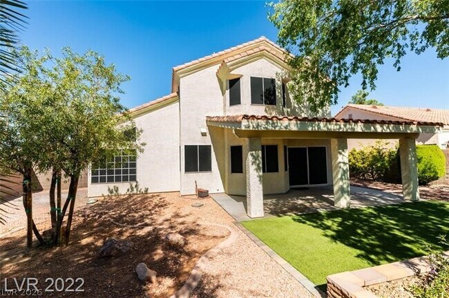 Building Photo - 4536 Vincente Ln