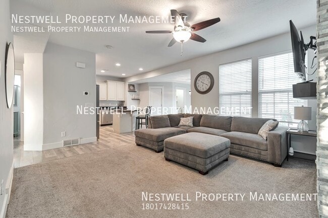 Building Photo - Beautiful 6-bed Home in Daybreak