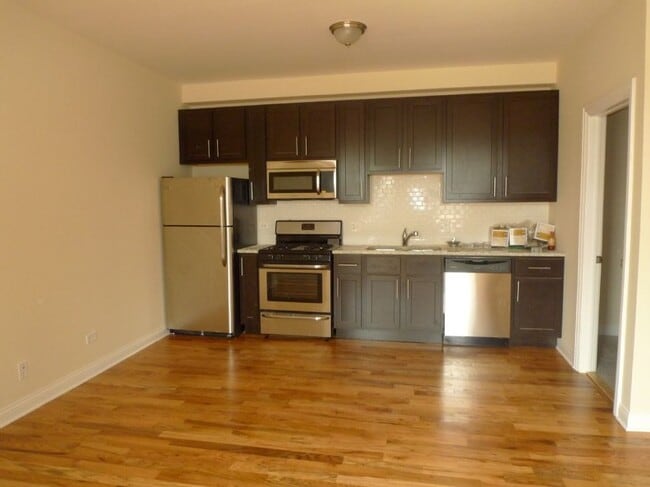 Foto del edificio - 1538 W North Ave