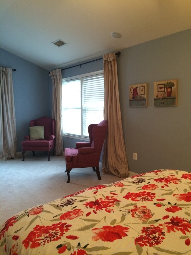 Building Photo - 11601 Park Vista Blvd