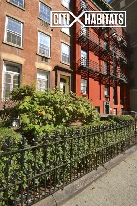 Building Photo - 337 W 29th St