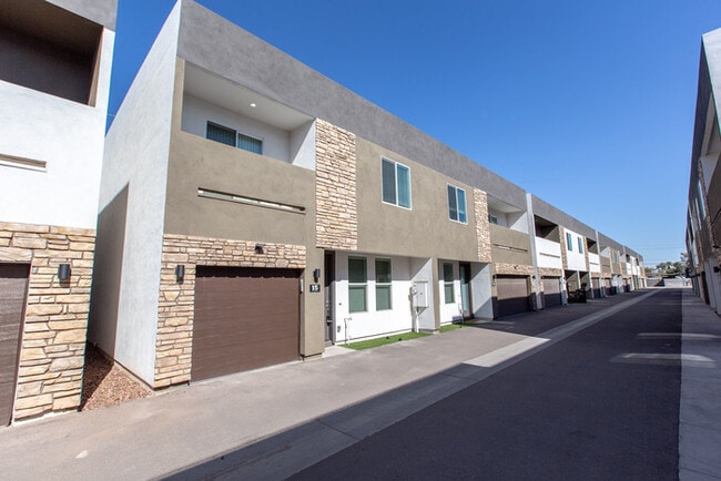JC lifestyles - JC lifestyles House