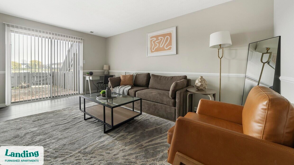 Foto principal - 7601 Carlton Arms Dr