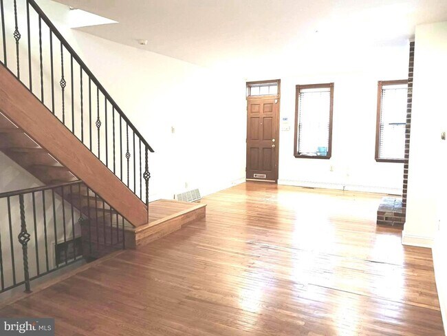 Foto del edificio - 1231 Rodman St