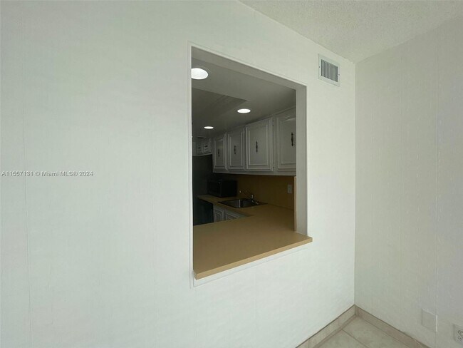 Building Photo - 601 Three Islands Boulevard