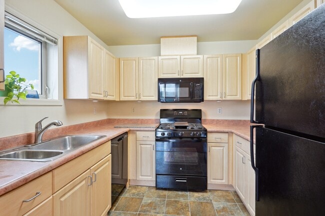 Foto del edificio - 7311 15th Ave NW