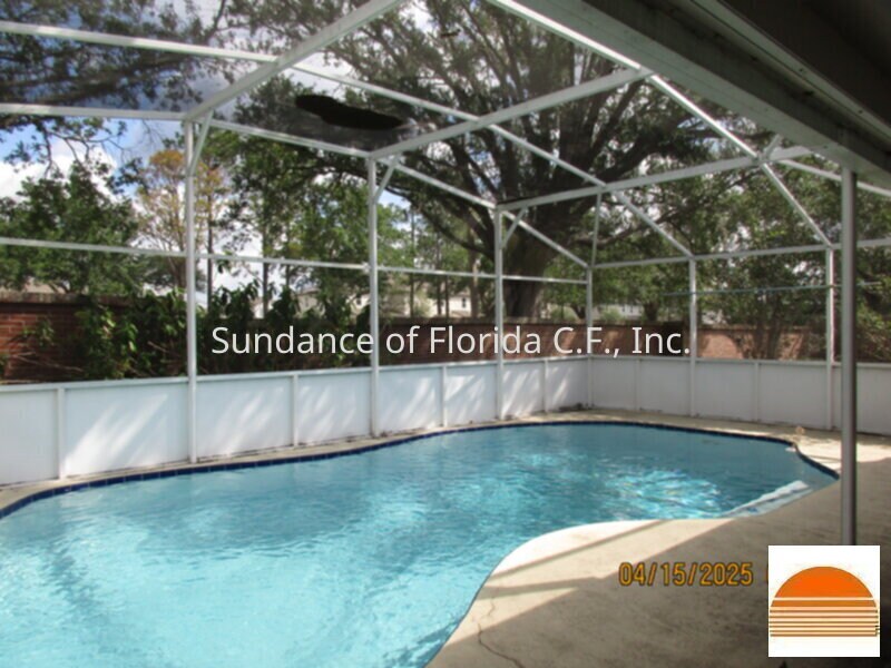 Foto del edificio - 1443 Coldwater Ct