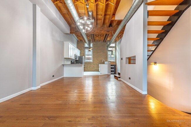 Foto del edificio - 2334 W Polk St