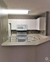 Building Photo - 800 Ironwood Dr