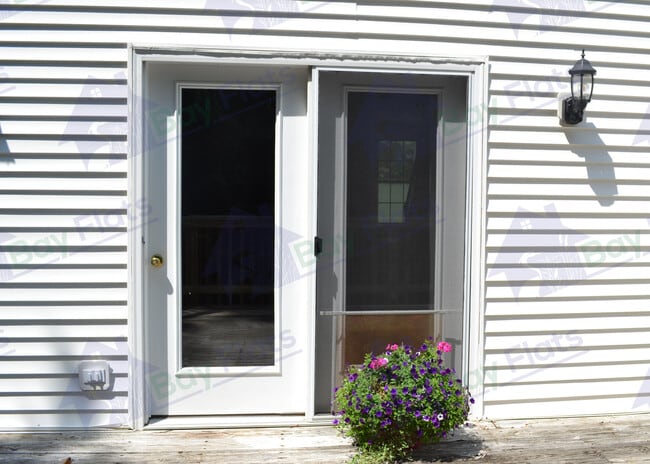 Front door. - 41195 Friendship Ct