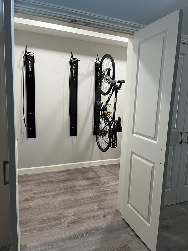 Portabicicletas - 1733 Massachusetts St