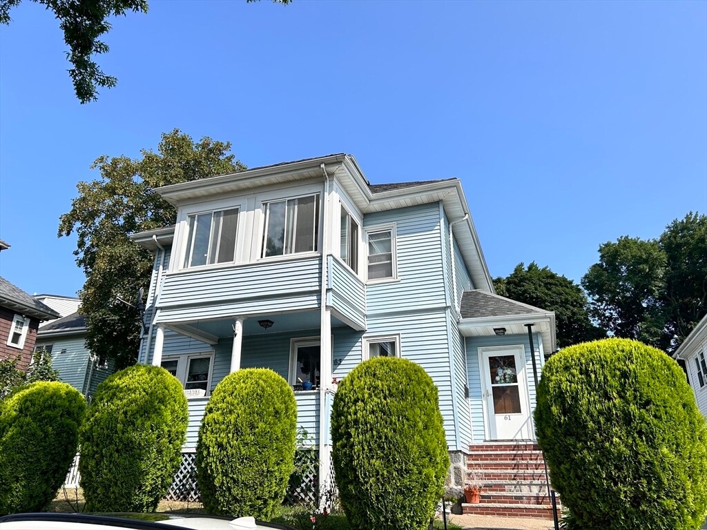 Foto principal - 61 Boutwell St