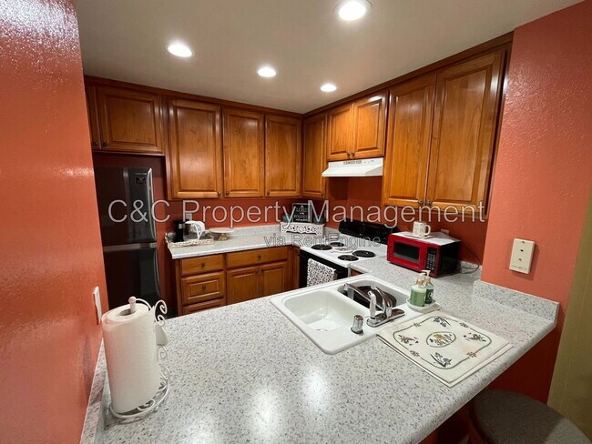 Foto del edificio - 1613 W Swain Rd