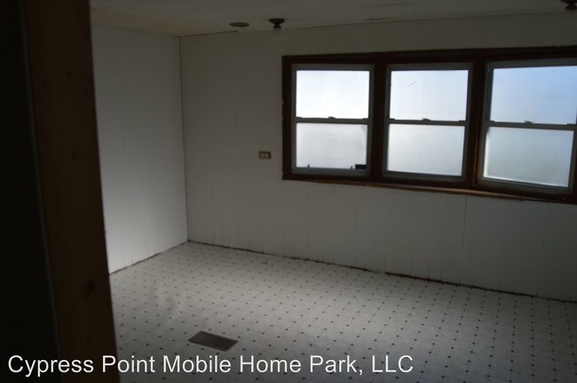 Building Photo - 2510 Consaul St
